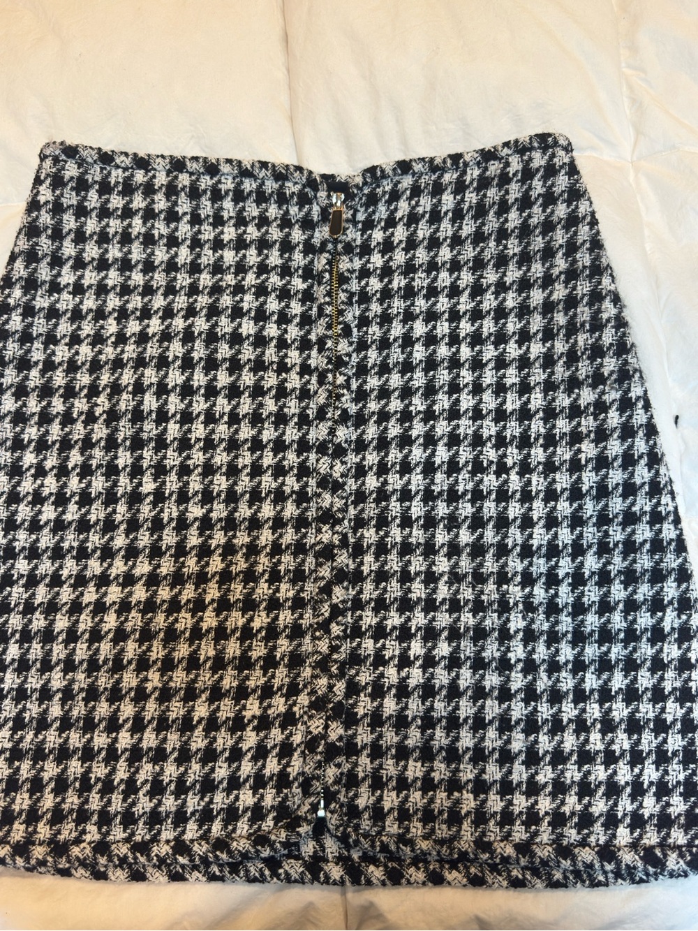 Maison d'Amélie Black & White Houndstooth Zip-Front Mini Skirt